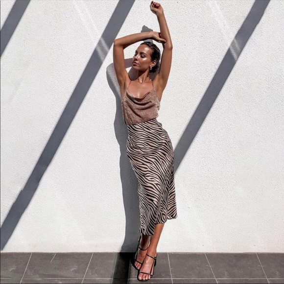 NEW Tiger Skirt - Picture 2 of 7